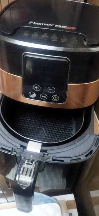 Friteuza digitală Bestron cu aer cald nou nouță nefolosita niciodata
