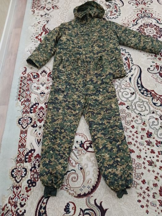 Продам бушлат с ватником.