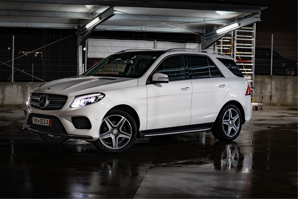 Mercedes-Benz GLE350d 4matic AMG OFFROAD VAKUM PANORAMA 360kamera