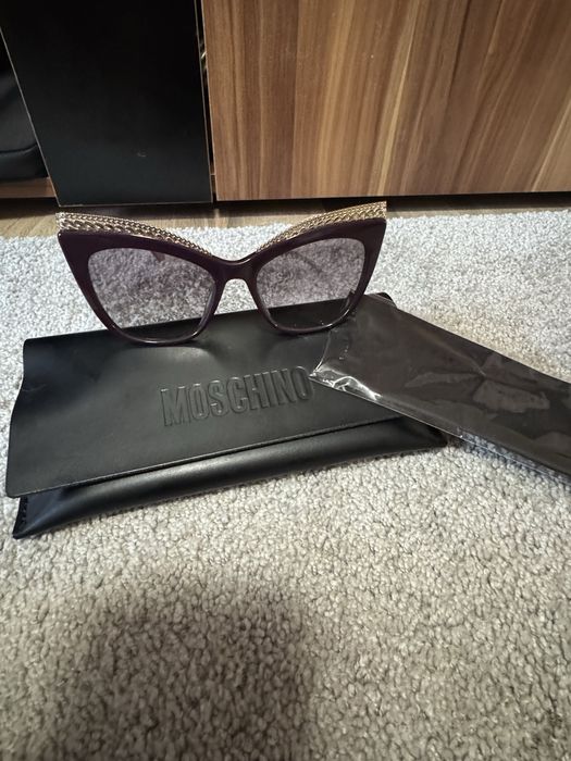 Ochelari de soare Moschino