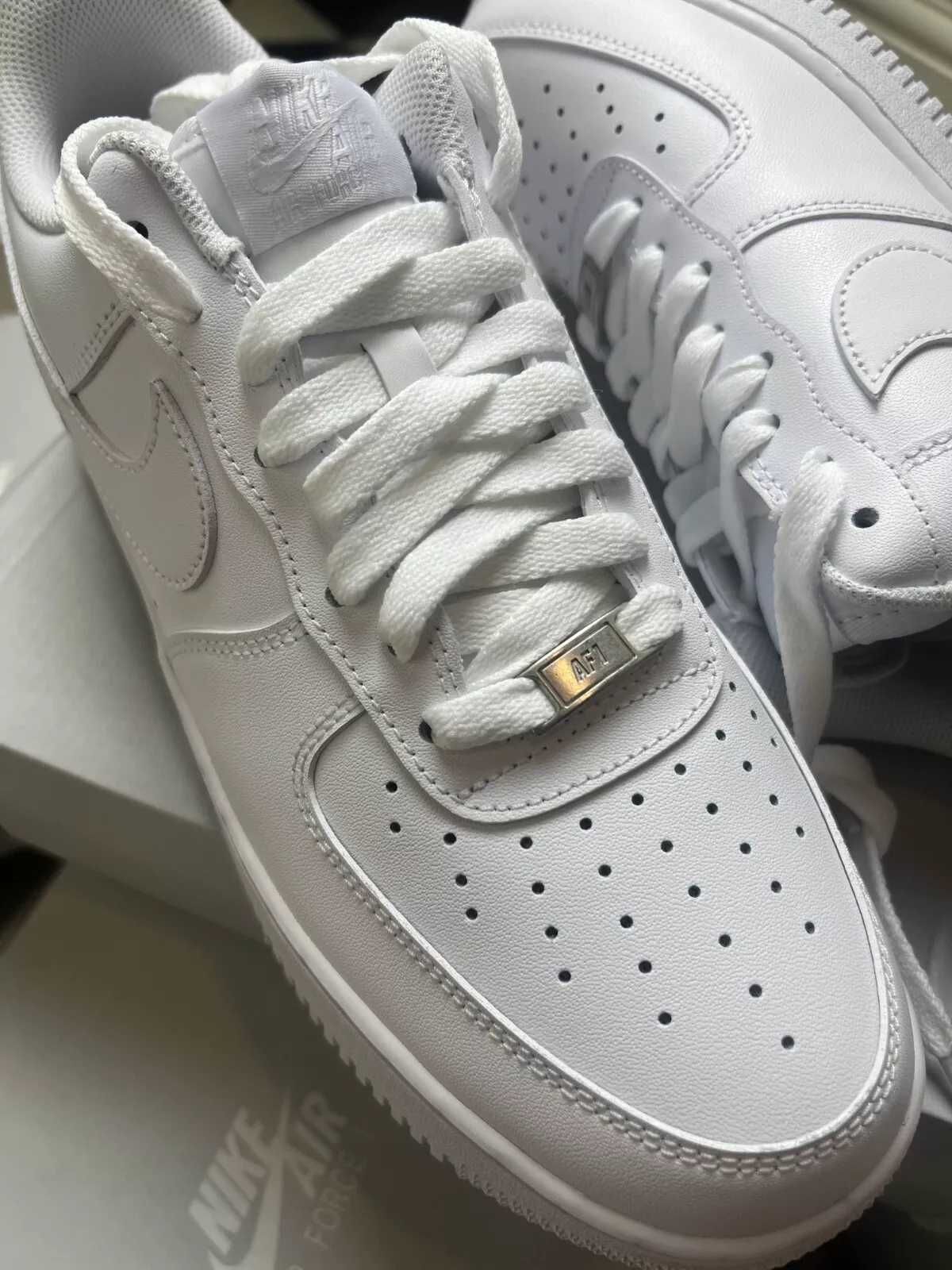 Sneakers Air Force 1 '07 Triple White Dama