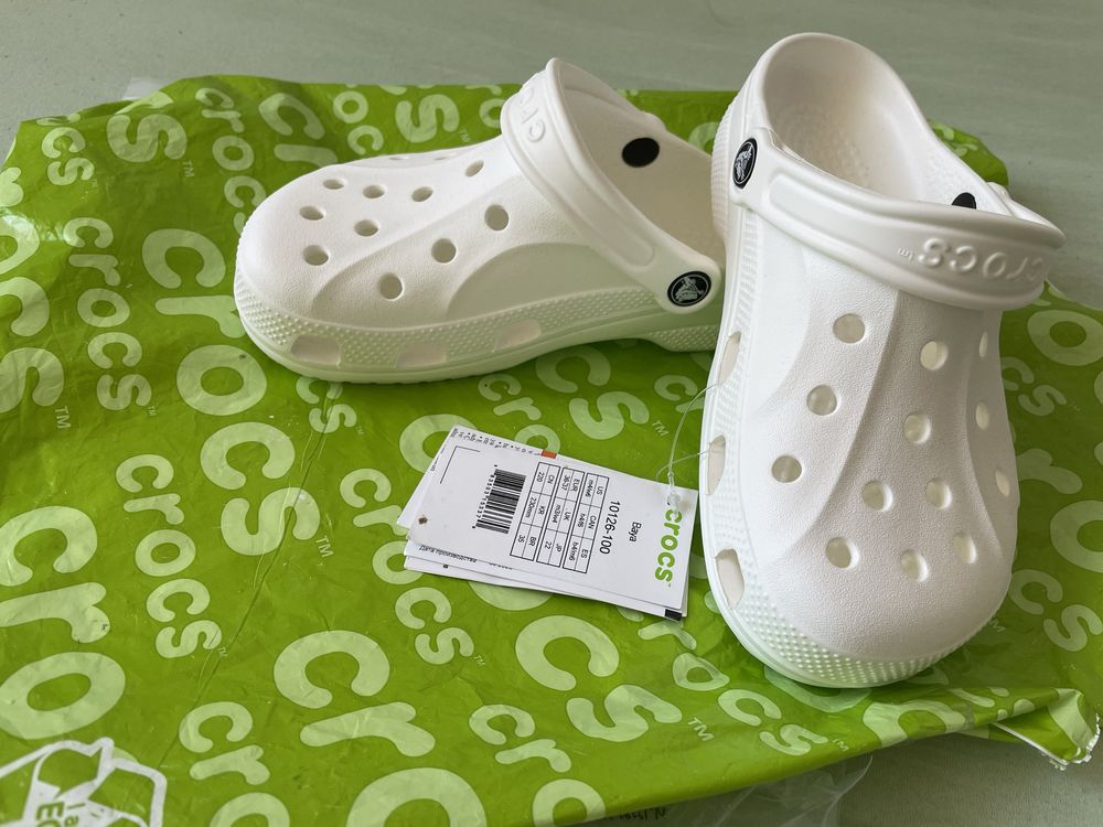 Încălțări CROCS