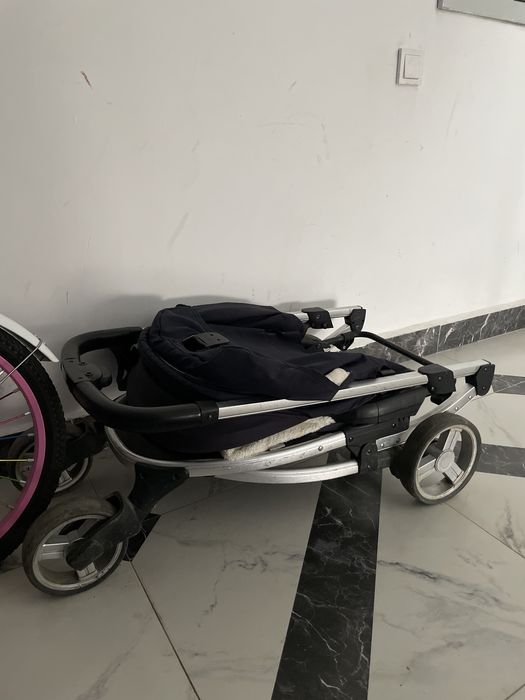 Продам детскую коляску