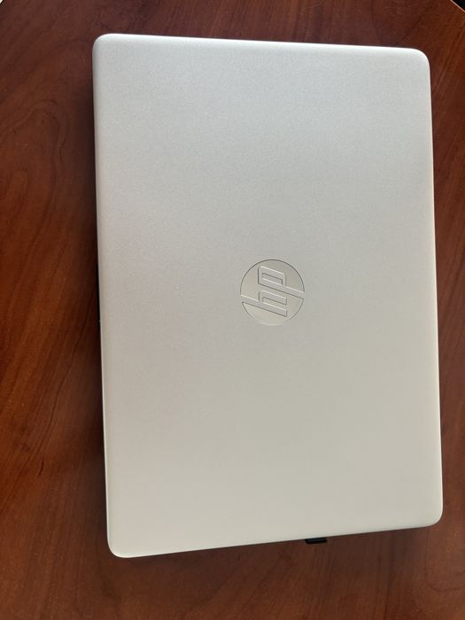 Laptop HP AMD Ryzen 7 4700U, 16 GB RAM, 512 SSD -  Windows 11 Home