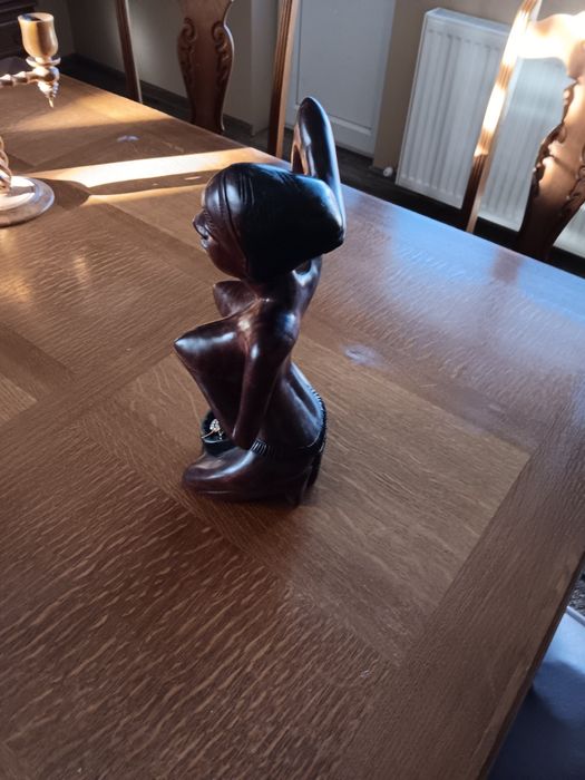 Дървени маски качествени