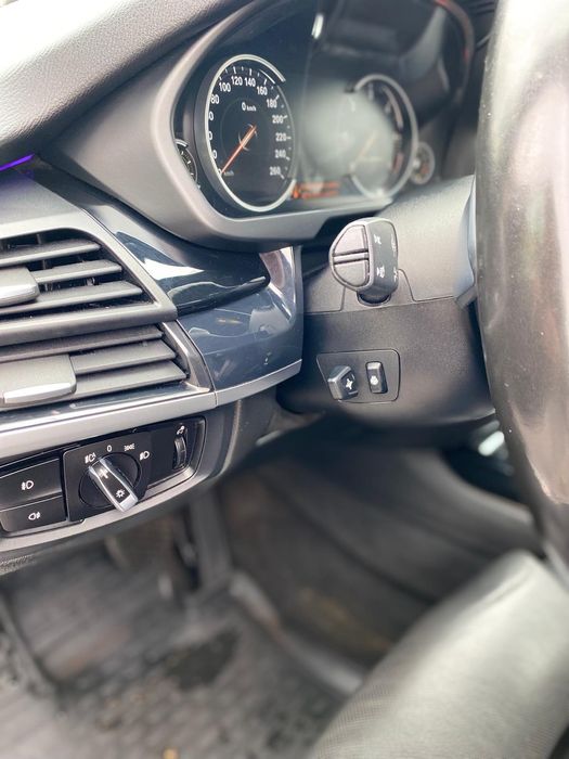 Proprietar vand sau schimb Bmw x5