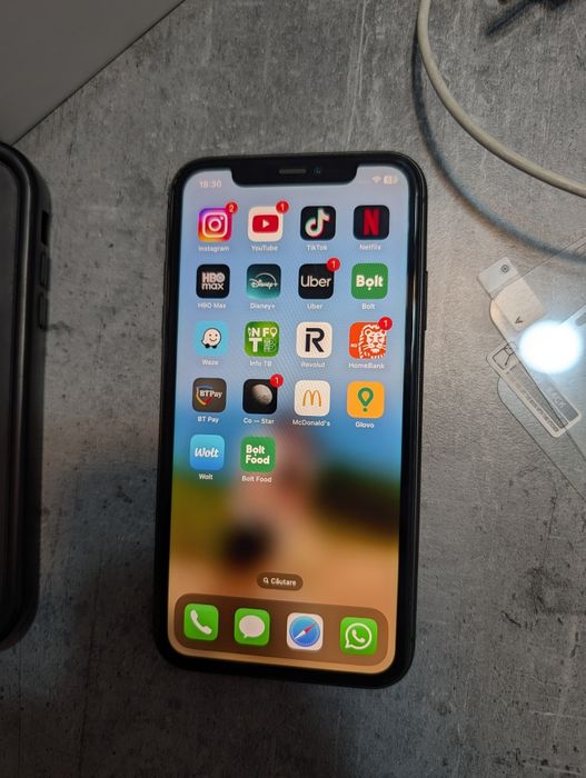 iPhone 11 128gb, Impecabil, Full box, 5 huse, 2 folii
