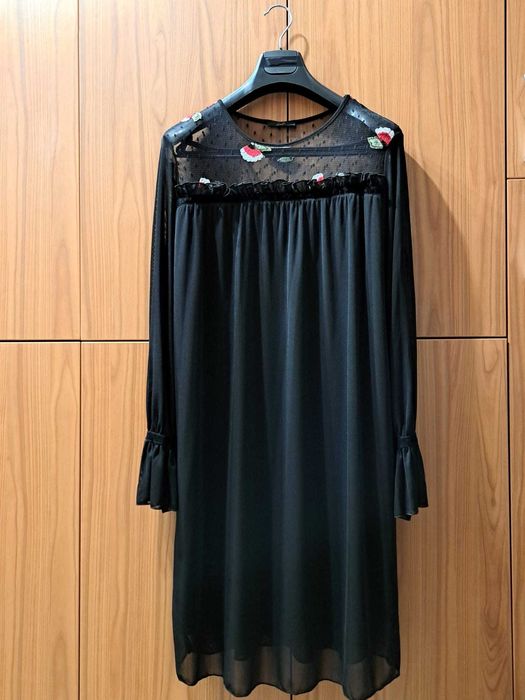 Rochie neagră, cu dantelă, mărimea L