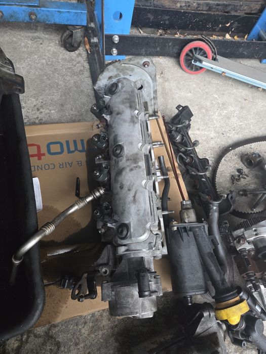 Chiulasa motor 1.9 dCi Renault / Opel vivaro