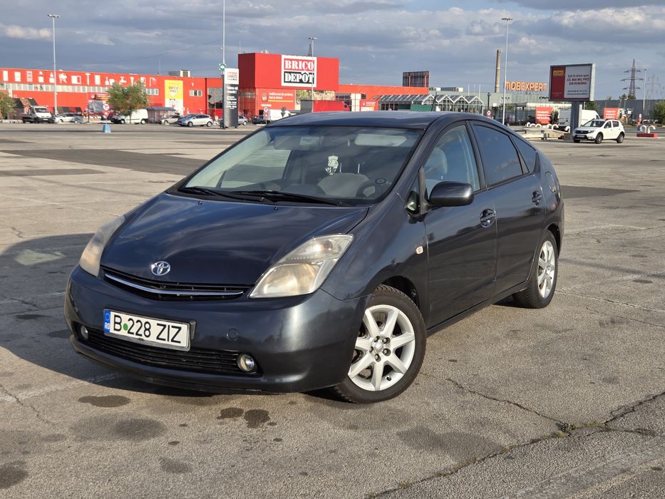 Toyota Prius 2 hybrid