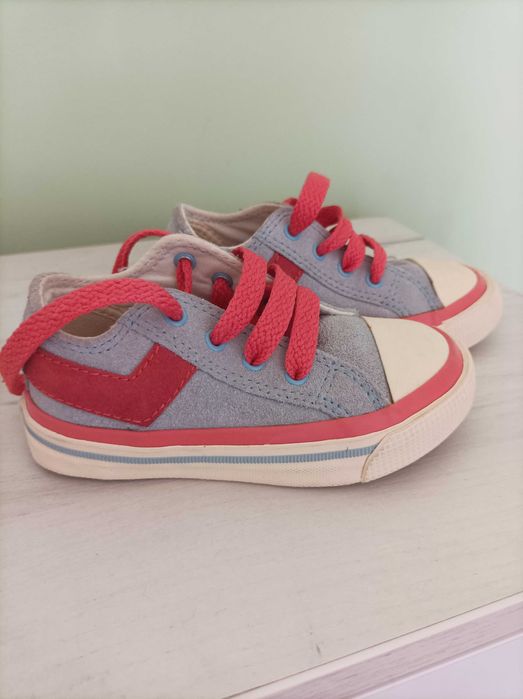 Детски кецове Pony 25 номер чисто нови. Подходящи за момиче и момче