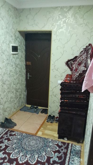 2 qavatli uy sotladi 3hona qogan malumotla telfonda