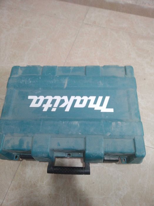 Продается ящик/кейс для болгарки MAKITА