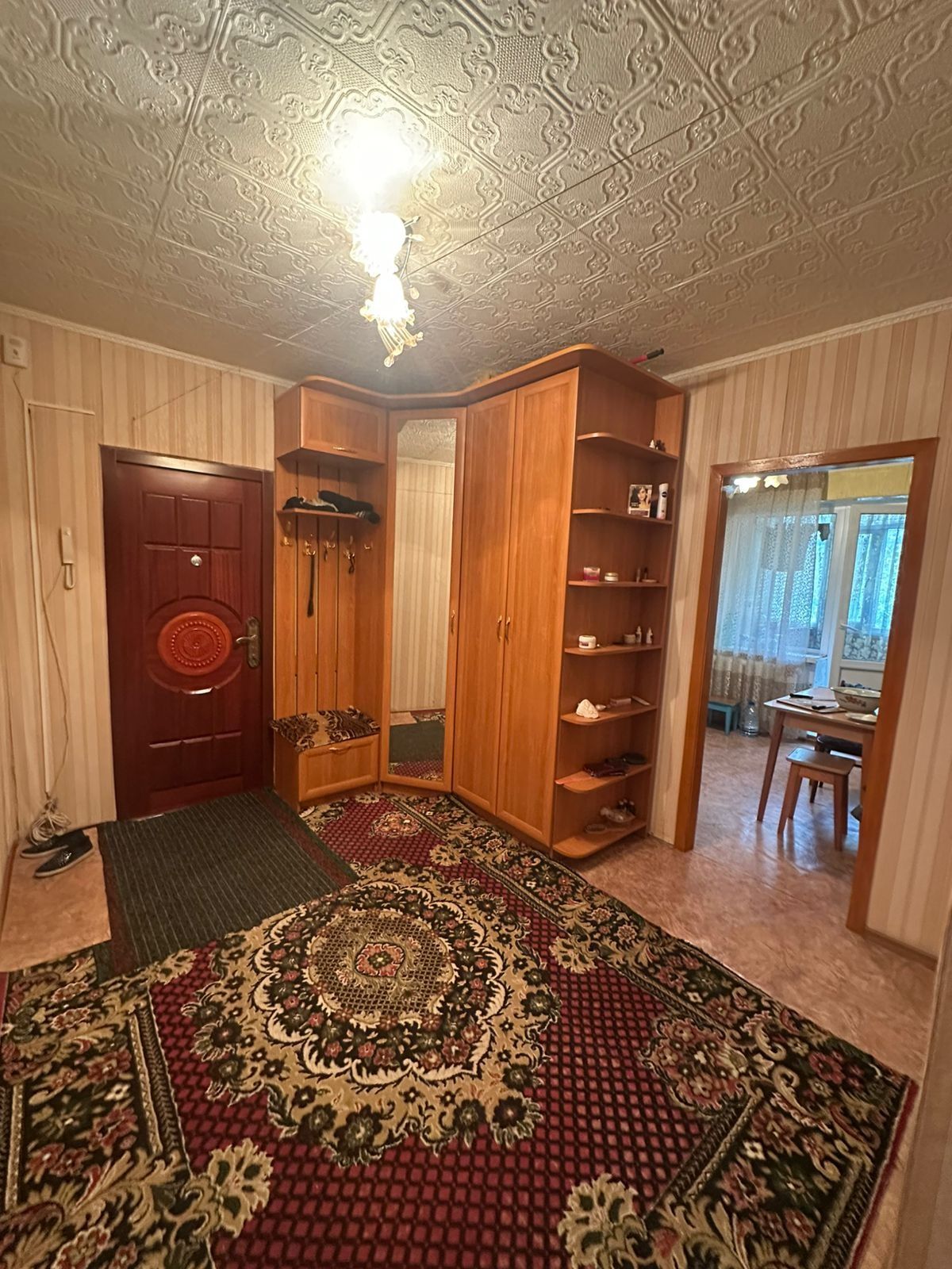 Продаём трехкомнатную квартиру УП на 5ом микрорайоне