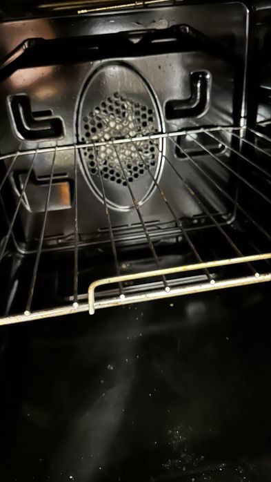 Aragaz Beko 4 arzatoare gaz, cuptor electric