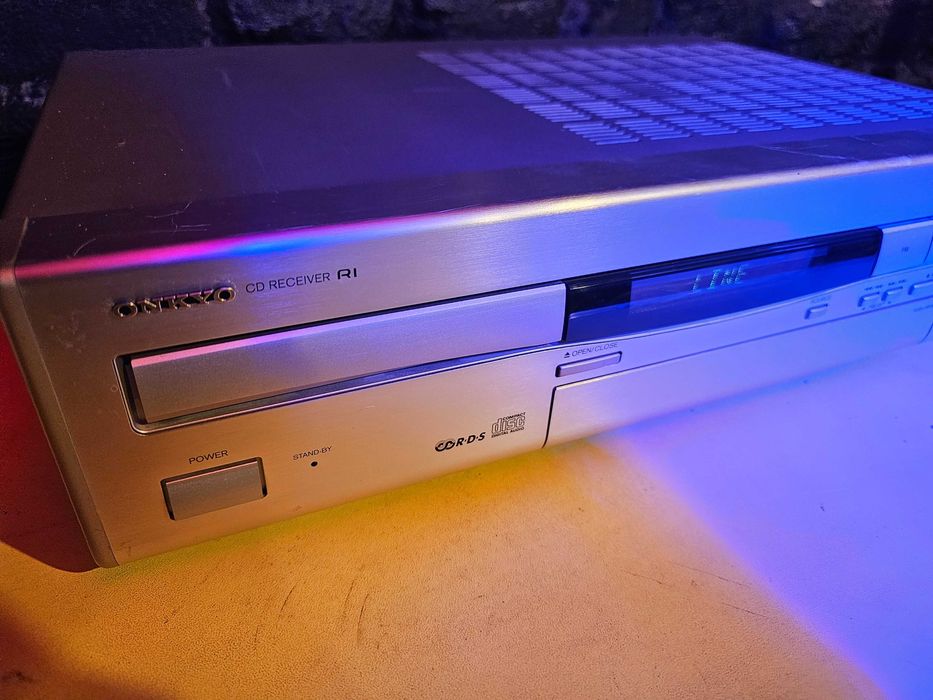 Defect Statie Onkyo CD Reciver R1 CR-70R