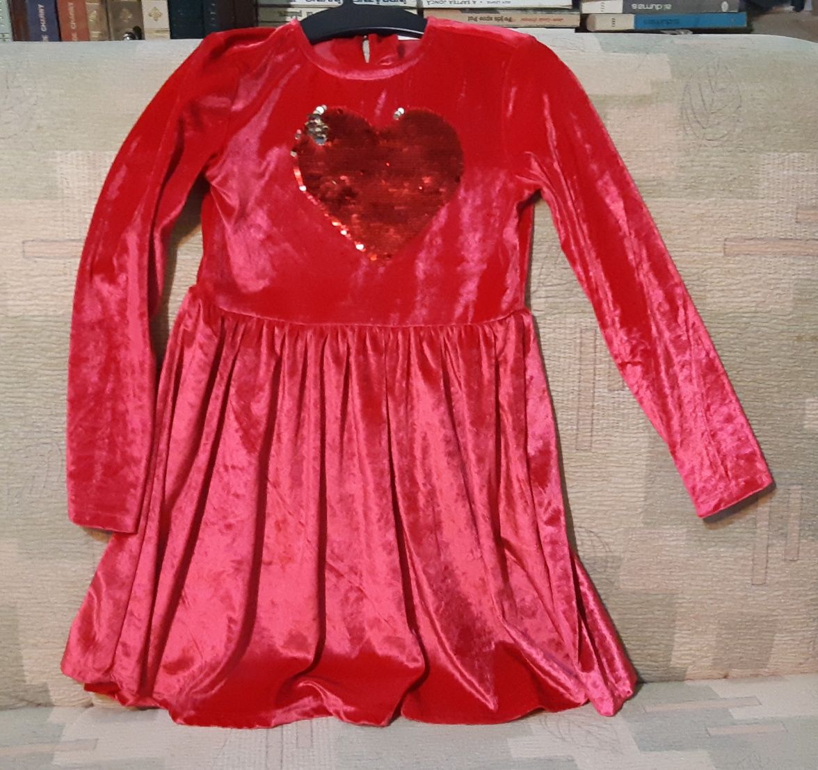 Rochie de fete  rosie