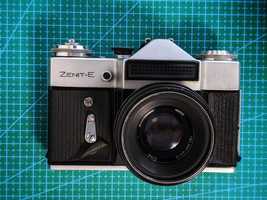 Плёночный фотоаппарат Зенит Е с Гелиос 44-2 58мм f2
