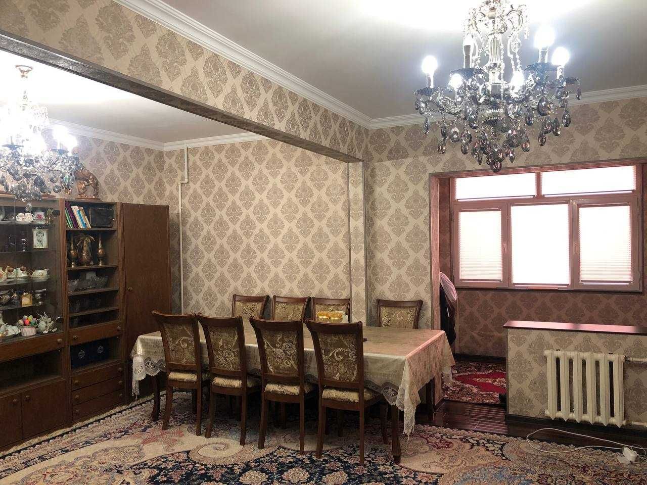 Срочно! 5 хонали 125 м2 квартира метро 5мин узимизники ремонти билан