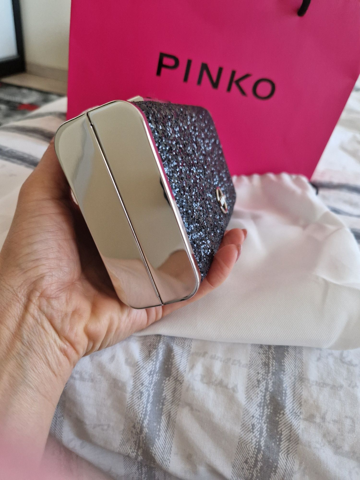 Оригинална чанта Pinko
