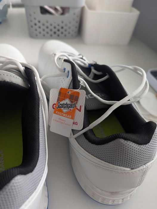 Adidași SKECHERS Golf