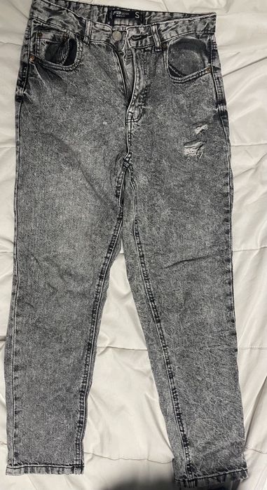 По 15лв. Дънки mom jeans