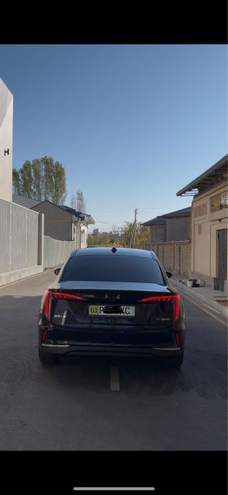 Hongqi e-qm5 500km 2024