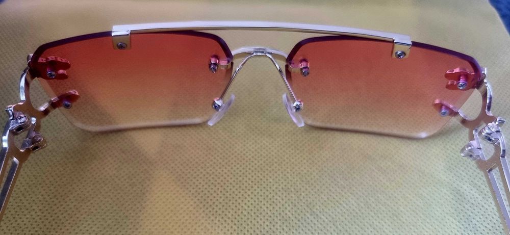 Ochelari de soare Cartier lentile roz, rame metalice