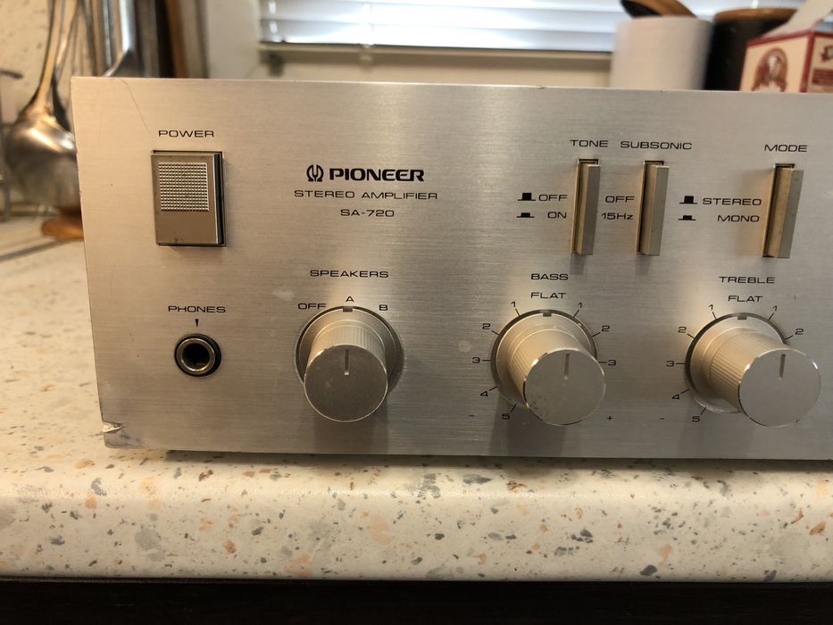 Pioneer SA-720 стерео