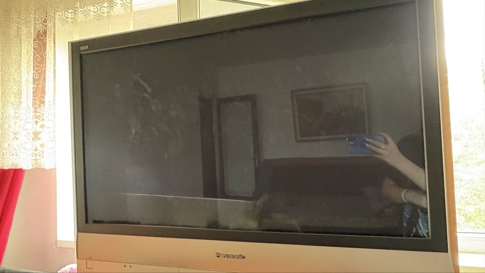 televizor panasonic 37”