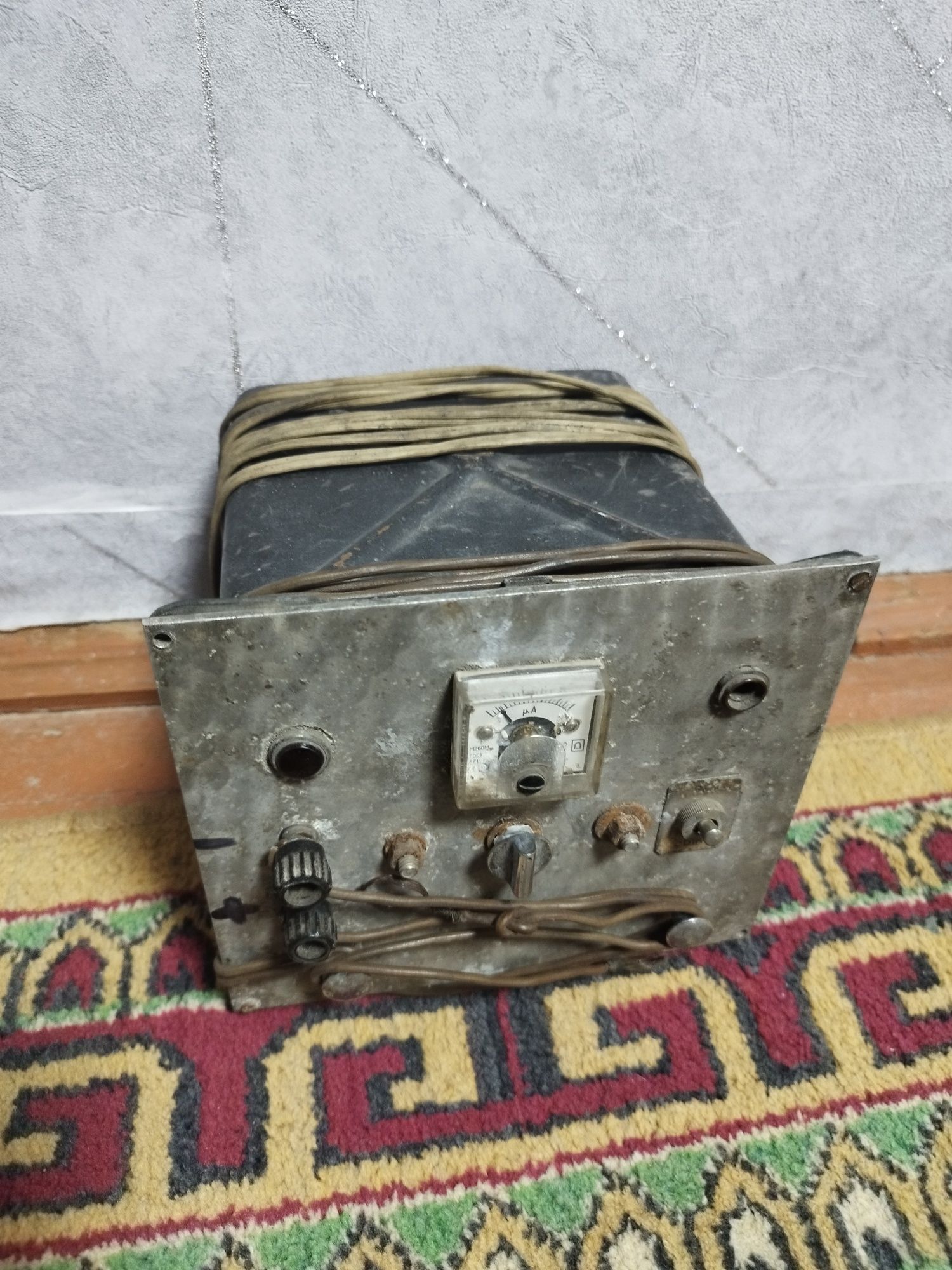Зарядное устройство сср