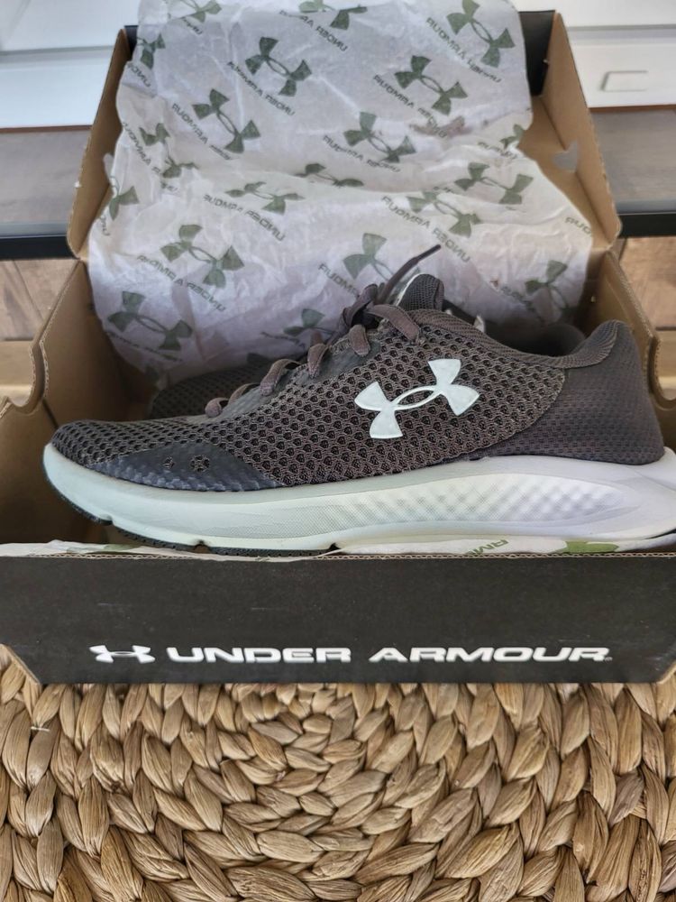 Детски мъжки маратонки Under Armour 38 номер