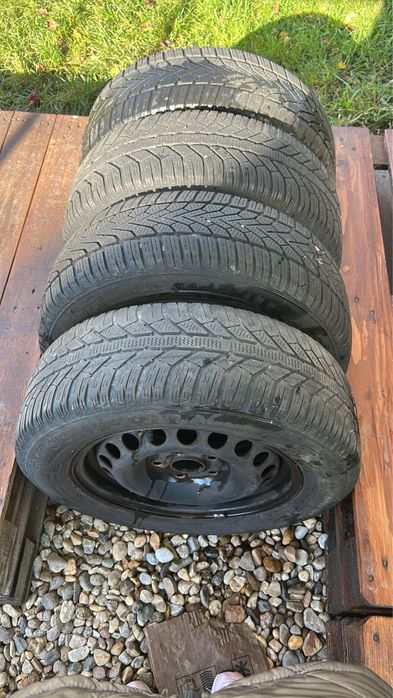 Set roti iarna 195/65/15, jante tabla cu tot cu cauciucuri