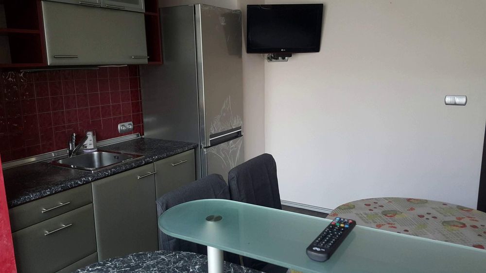 Дава се под наем Тристаен апартамент в София, Лагера - 87 кв.м за 749 € - Снимка #1