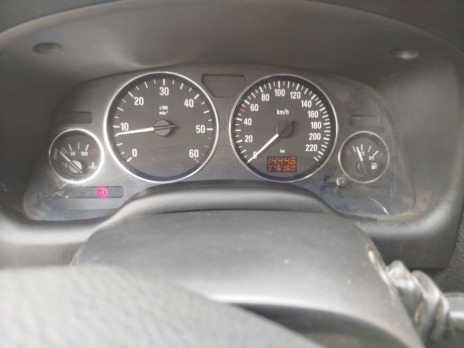 Vând Opel Astra in stare de funcționare foarte buna