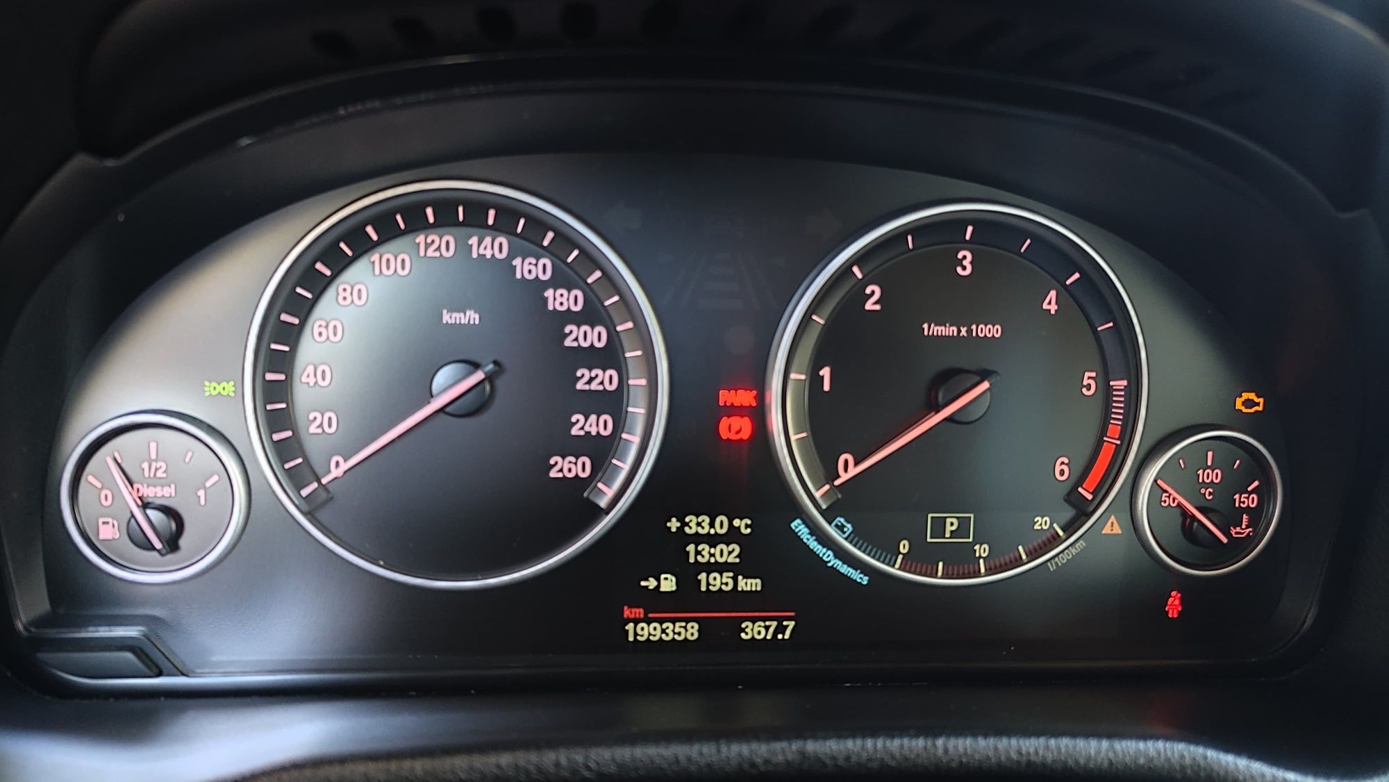 Vând /schimb Bmw x3 f25 model 2015  2017 panoramic