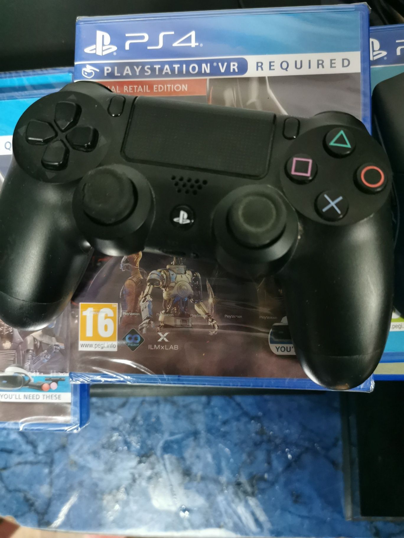 Vand PlayStation 4 pro