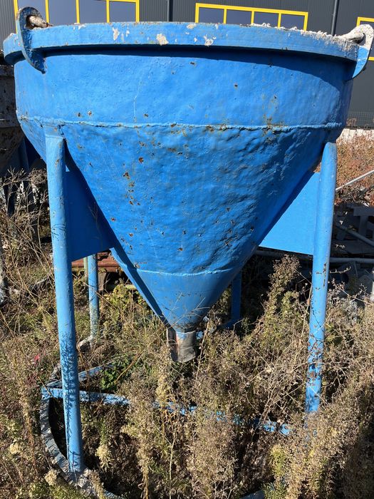 Кюбел за бетон втора ръка.