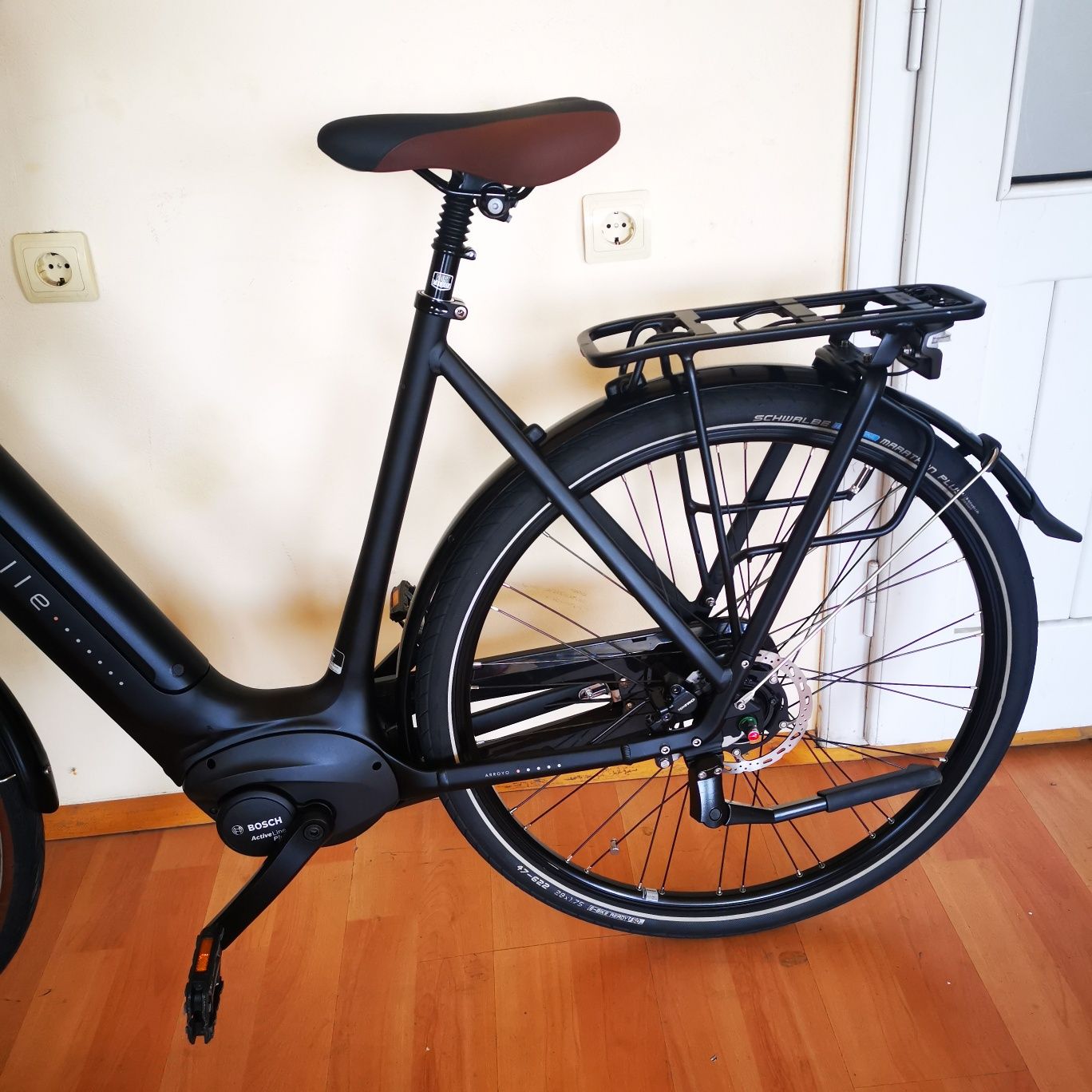 Bicicleta electrica Gazelle Arroyo Elite C8