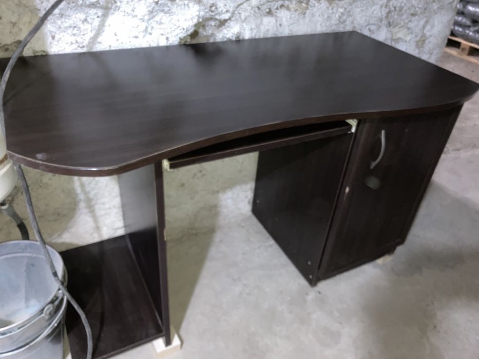 Мебели - бюро