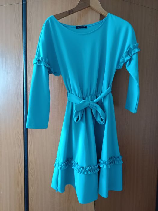 Продавам дамска рокля