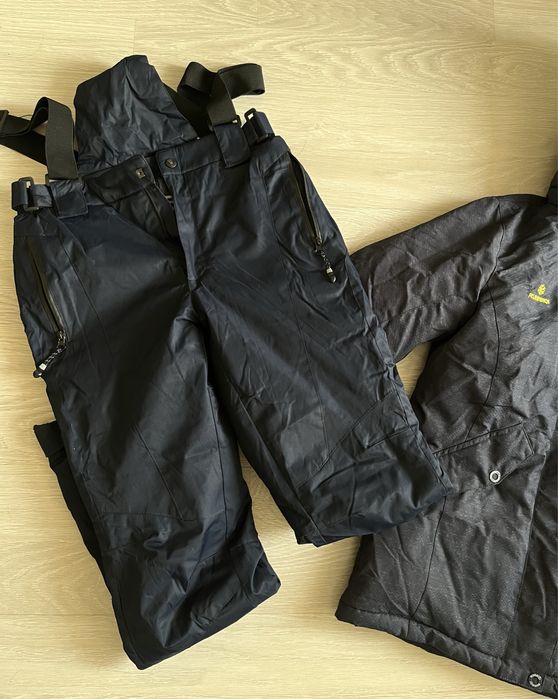 Продам очень теплый комбинезон