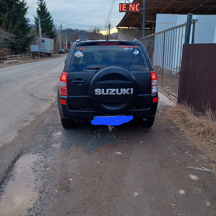 Vând Suzuki Grand Vitara