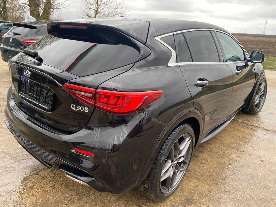 Infiniti Q30S 2.0T 211ph., engine 270920, Sport, AWD, Panorama, Bose