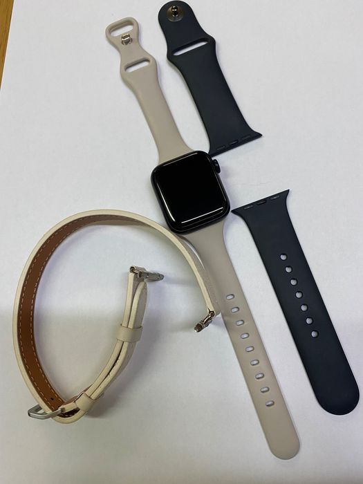 Часовник Apple watch SE 2 GPS