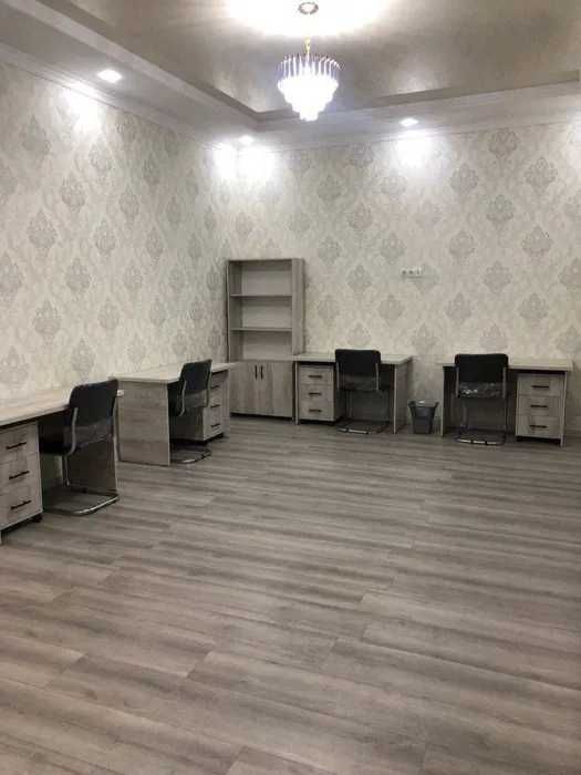 Сдаётся шикарный Евродом около линии метро / id888 /