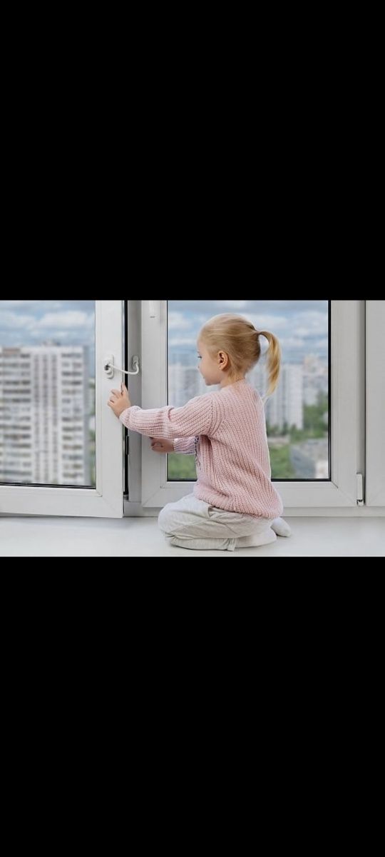Детские замки безопасности на окна.