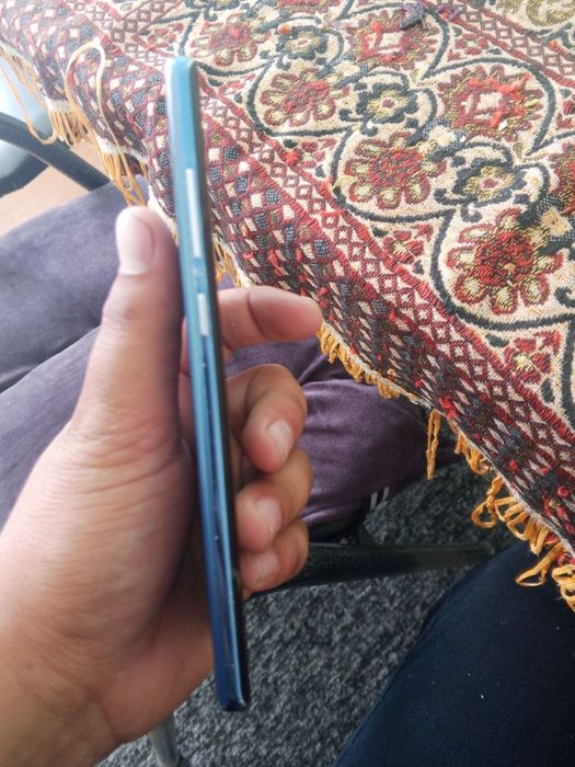 Samsung Nod 8 srochni sotiladi