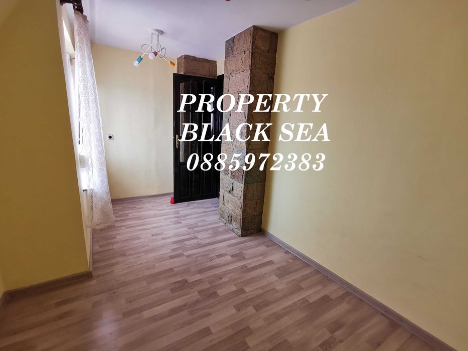 Тристаен южен обзаведен апартамент, жк"Възраждане", до Пожарната