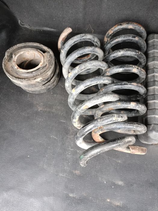 Запчасти Мерседес w210